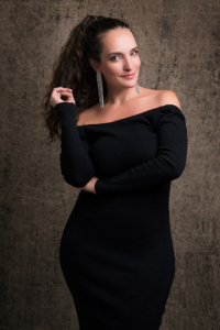 Ensaio fotográfico feminino em estúdio